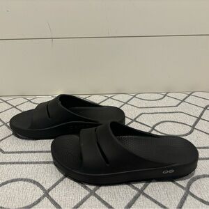 Oofos Ooahh Recovery Slide Sandel